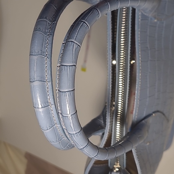 Claudia Firenze Croc Embossed Calf Skin Satchel Handbag - Picture 4 of 9